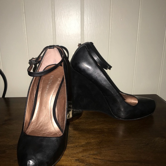 BCBG Wedges - Picture 2 of 4